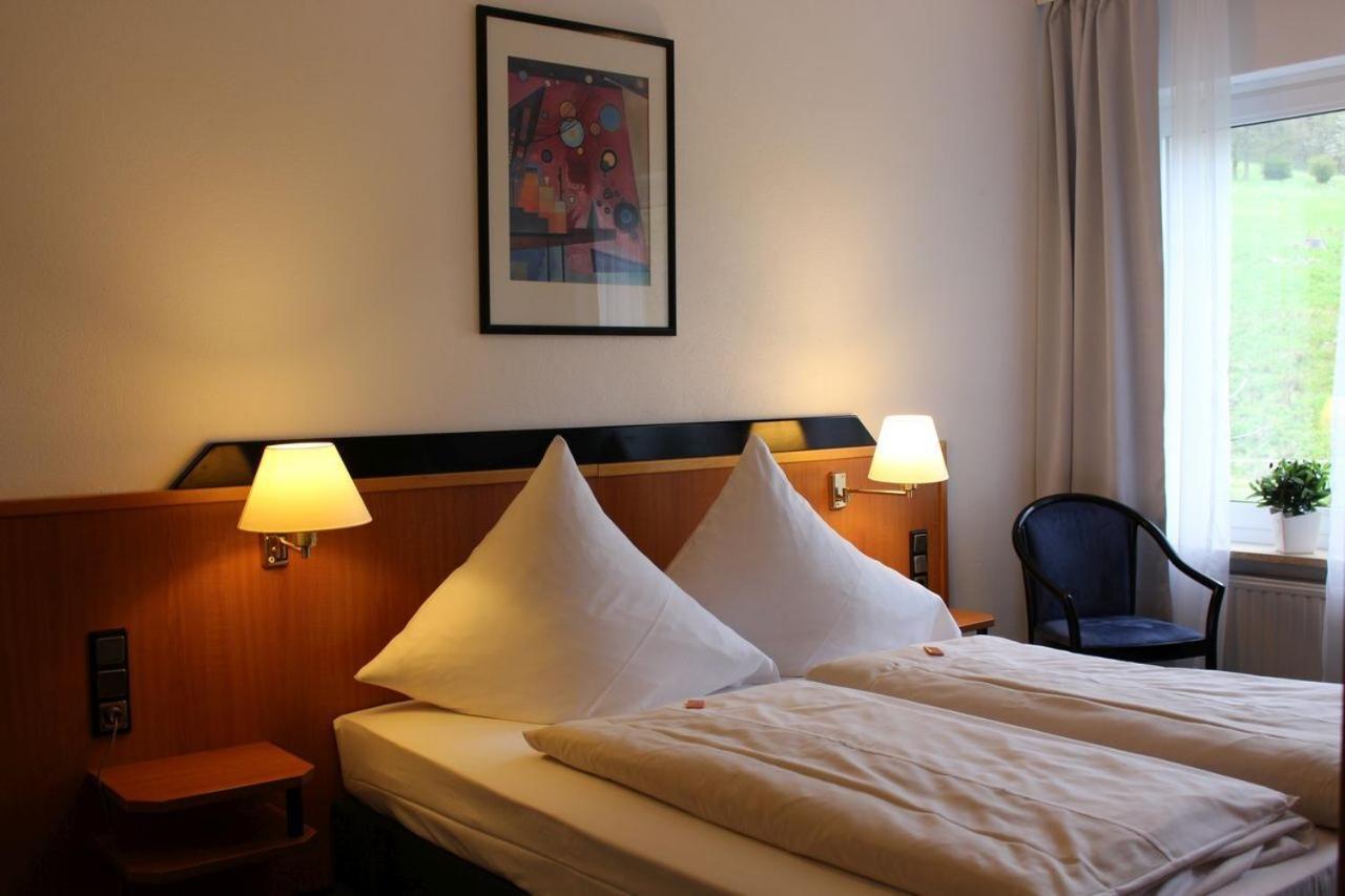 Hotel Berghof Wasserkuppe & Gaestehaus Fuldaquelle Gersfeld Quarto foto