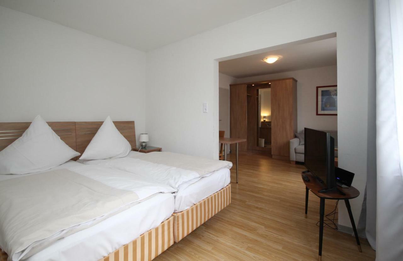 Hotel Berghof Wasserkuppe & Gaestehaus Fuldaquelle Gersfeld Quarto foto